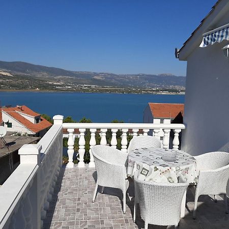 Apartments Ivica - 150M From Sea Trogir Buitenkant foto