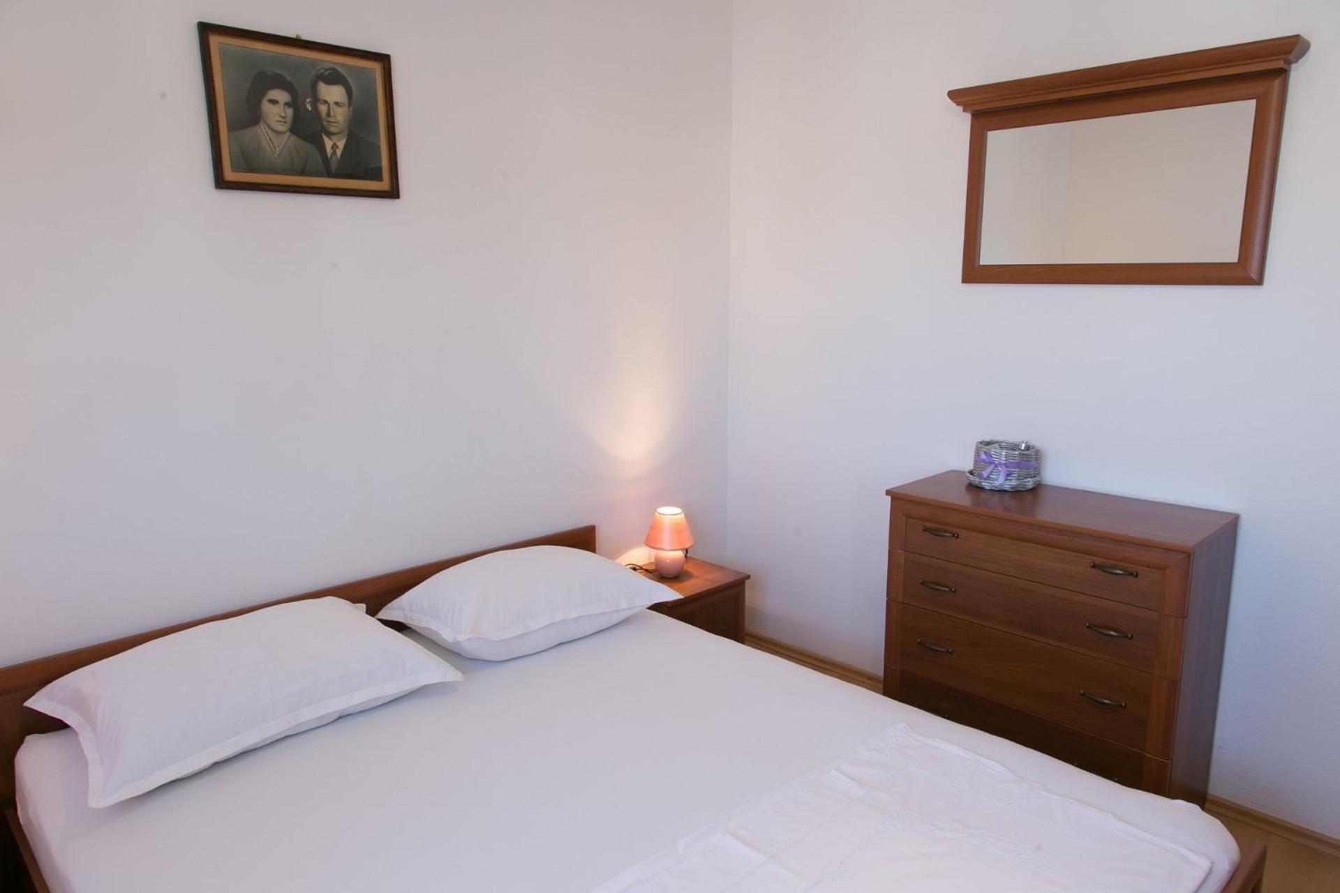 Apartments Ivica - 150M From Sea Trogir Buitenkant foto