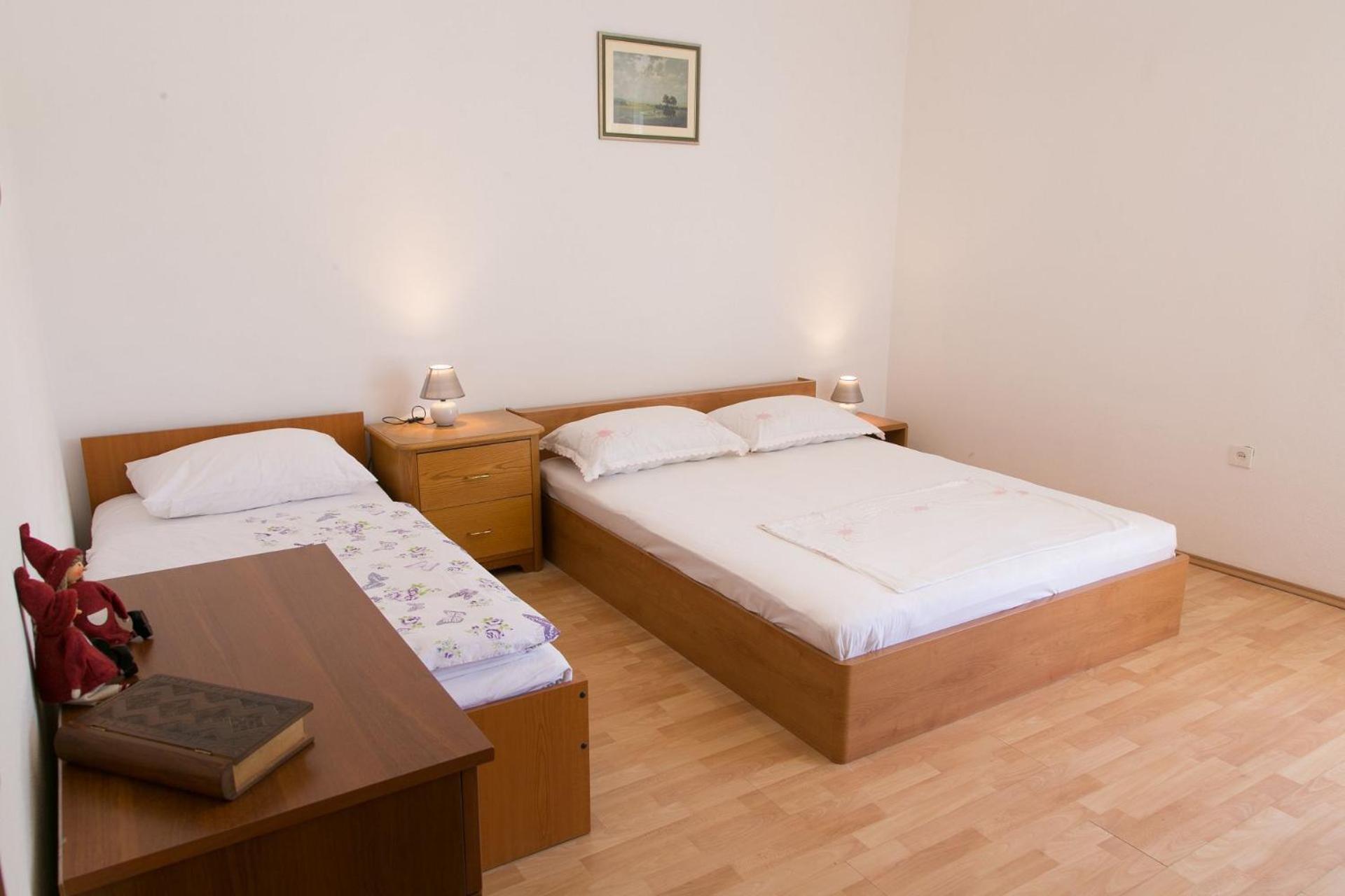 Apartments Ivica - 150M From Sea Trogir Buitenkant foto